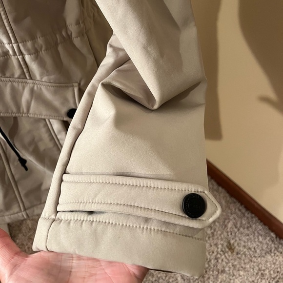 Canada Weathergear Tan Coat W/Detachable Faux Fur Hat Sz L - Picture 4 of 13